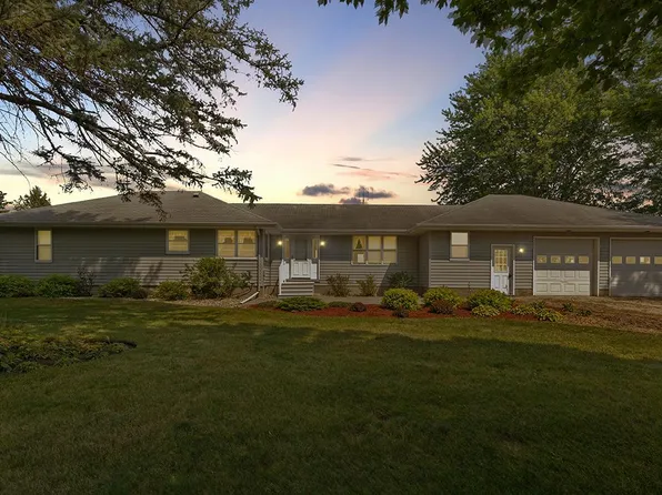 30500 W County Line Rd, Pemberton, MN 56078