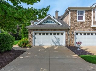 518 Vintage Point, Avon Lake, OH 44012