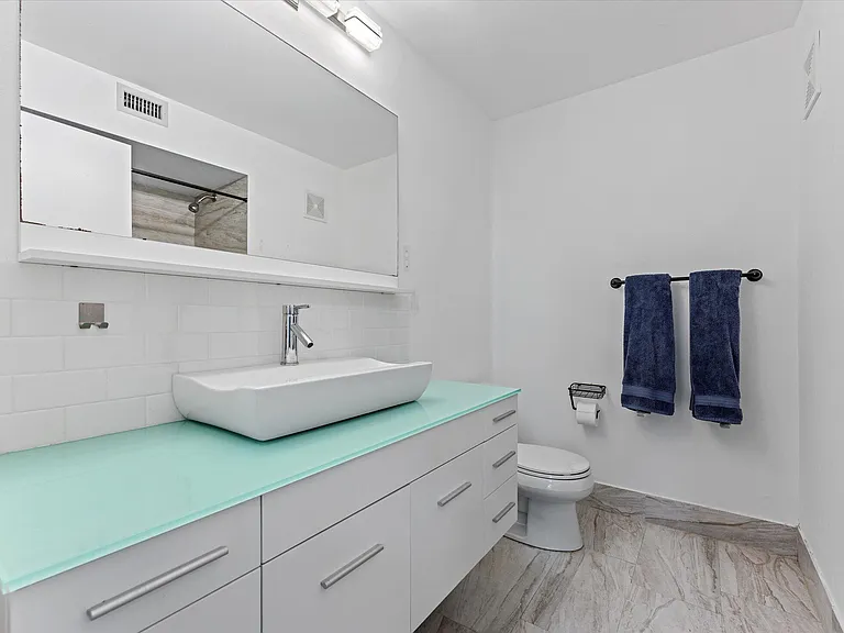 2264 Salerno Cir — Photo 15