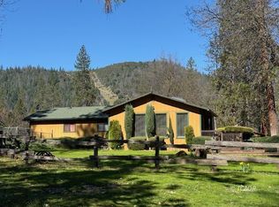 121 Wellock Rd, Lewiston, CA 96052