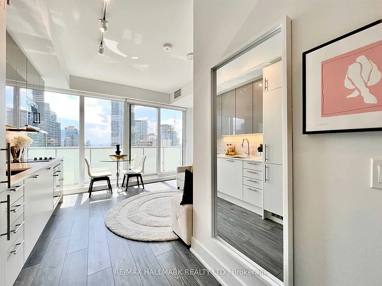 403 Church St #2704 — Photo 7