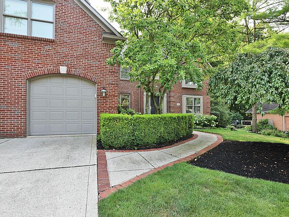 4th image of 919 Valleyview Dr