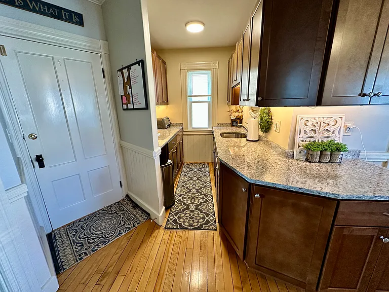 35 Reed St #2 — Photo 3