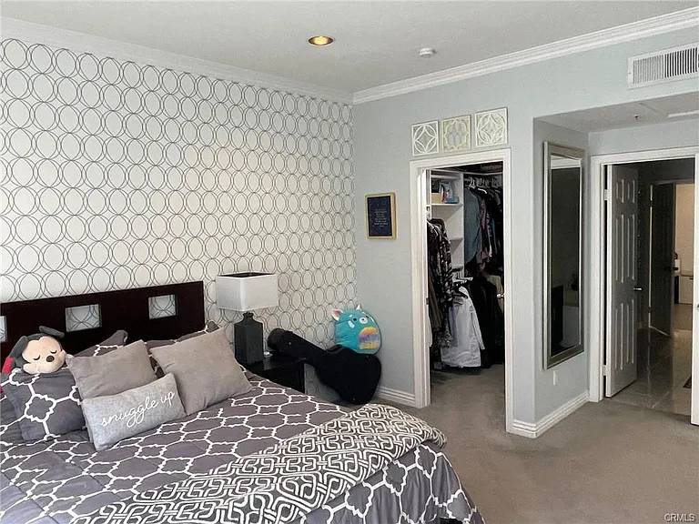 Main Bedroom with recessed lights