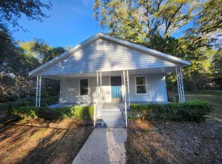 4645 Johnson St, Holt, FL 32564