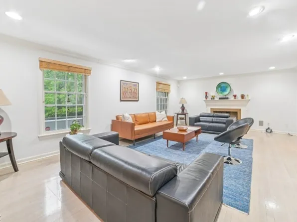 87 Addison Dr, Millburn Twp., NJ 07078