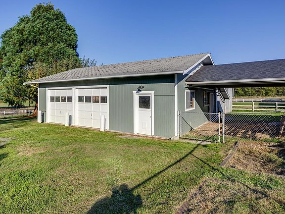 Detached 2-car garage with large workshop area