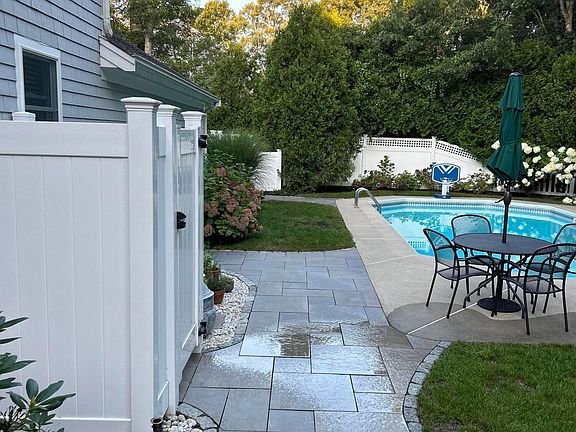 4th image of 43 Terrace Hill Drive