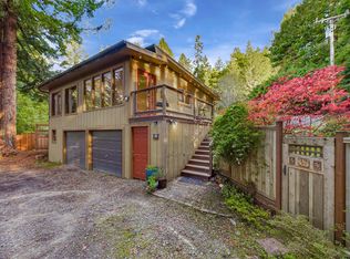22 Fickle Hill Ln, Arcata, CA 95521
