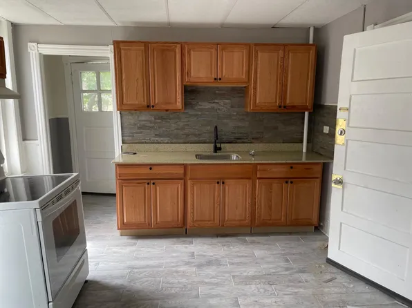 833 Seneca St #4, Bethlehem, PA 18015