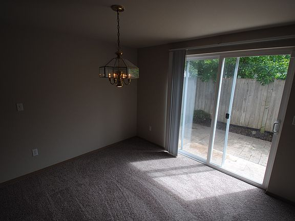 5th image of 16521 84th Avenue Ct E