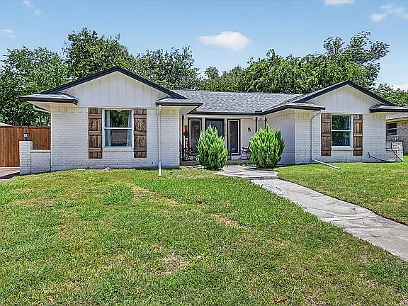 4 bed, 1644 sqft, $2,750 — Photo 4
