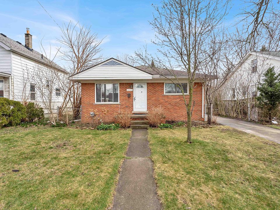 1st image of 22064 Elmwood Ave