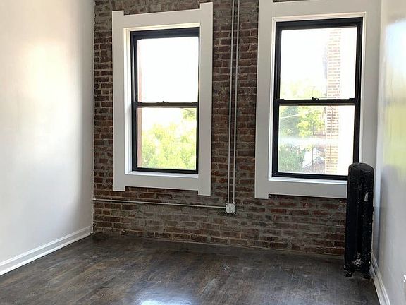 3rd image of 262 Quincy St #5
