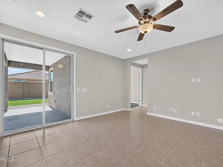 3737 S 64th Ln — Photo 18