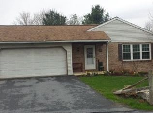 980 Daniel Dr, Stevens, PA 17578