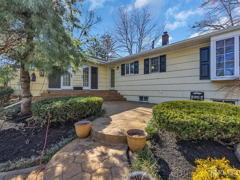 1430 Kearney Dr — Photo 44