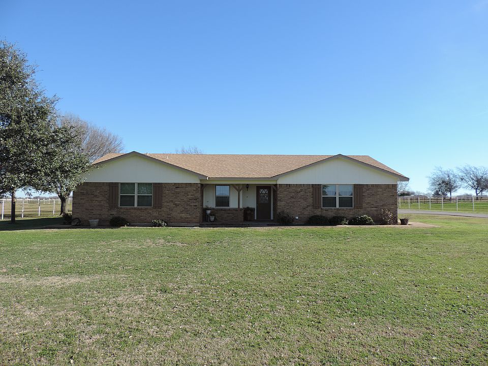 1st image of 552 Farmview Pkwy