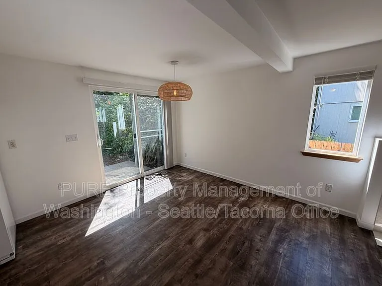 804 28th Ave SE — Photo 6