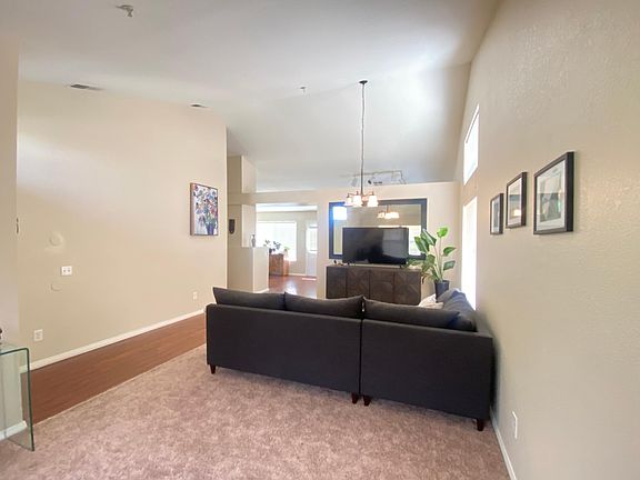 2nd image of 16251 Avenida De Loring
