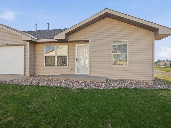 300 Cedar St Unit 15, Baldwin, WI 54002