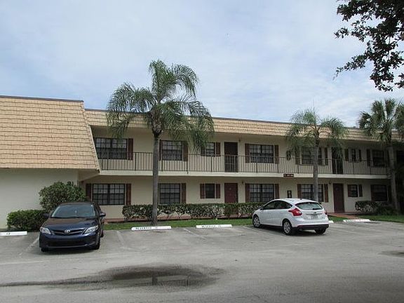 4th image of 4219 Oak Terrace Dr