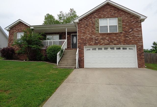 1st image of 3165 Brook Hill Dr
