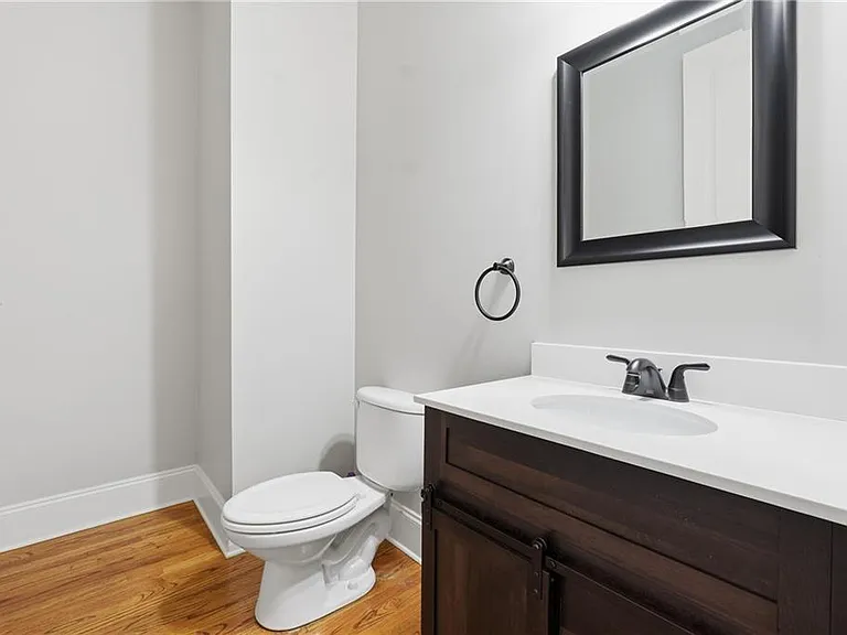 6437 Blue Water Dr — Photo 45