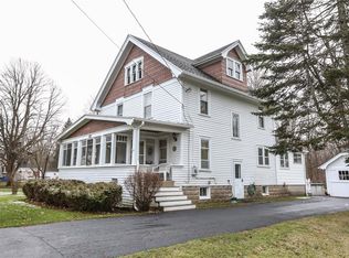 6221 Knickerbocker Rd, Ontario, NY 14519