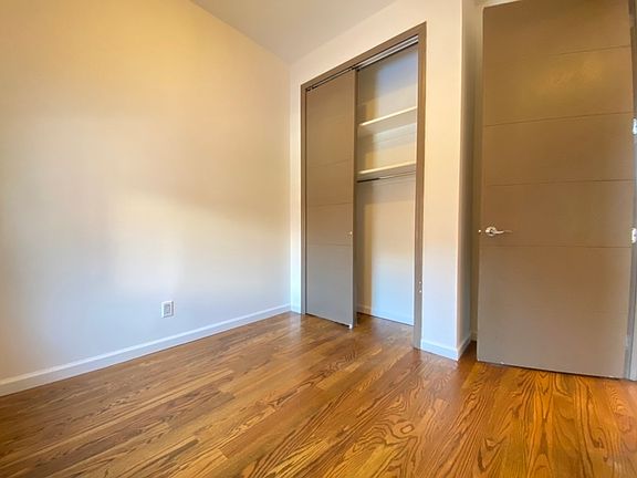 4th image of 724 Franklin Ave #1FF