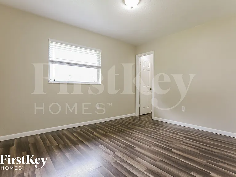 820 Springview Ave NW — Photo 11