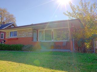 16142 Frazho Rd, Roseville, MI 48066