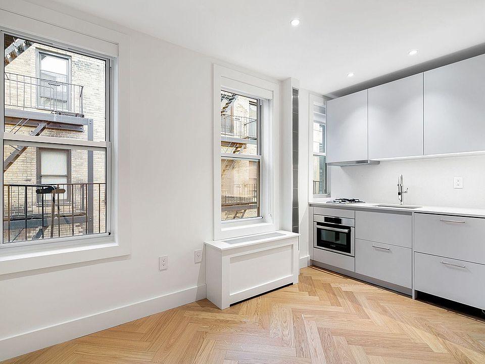 1st image of 220 W 24th St #2205S