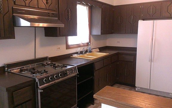 3rd image of 10705 Nordica Ave