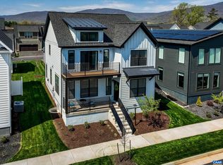 6630 Charnwood St, Crozet, VA 22932