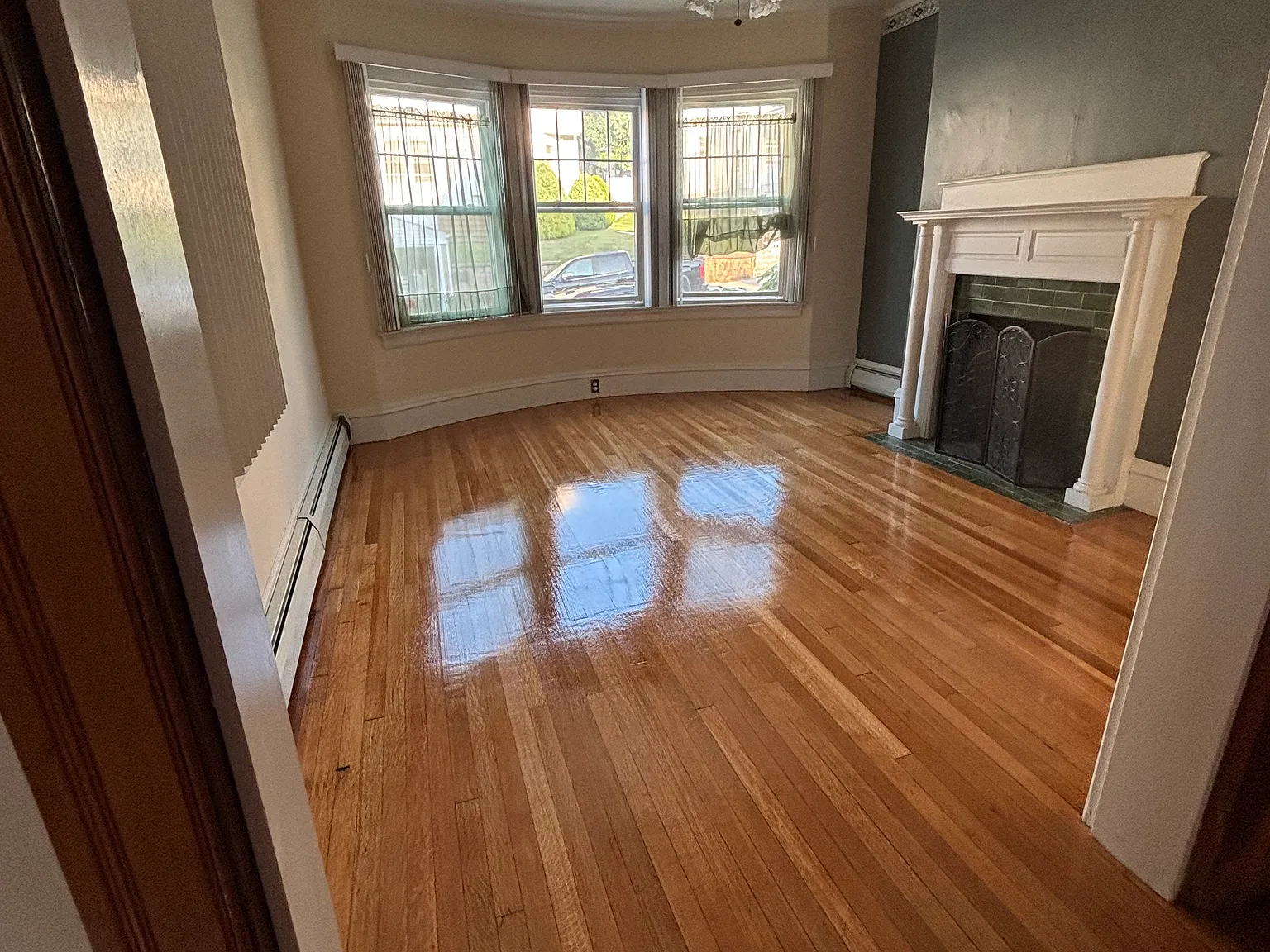 4 bed, 2000 sqft, $2,650 — Photo 2