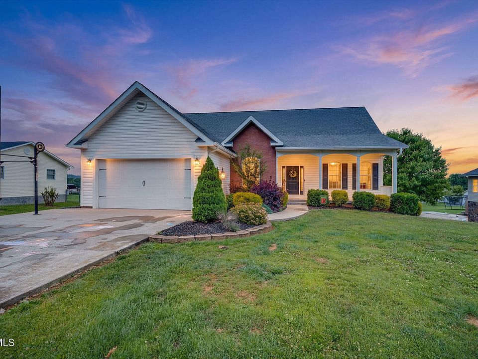 1st image of 116 Mustang Valley Ln
