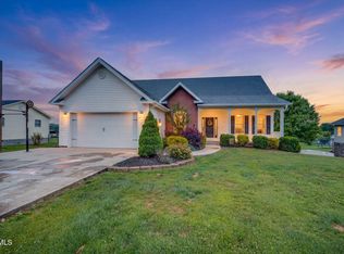 116 Mustang Valley Ln, Elizabethton, TN 37643