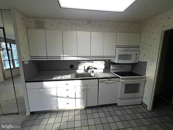 3rd image of 1001 City Ave #Ee-423