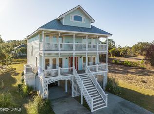 32 Harbor Dr, Saint Helena Island, SC 29920