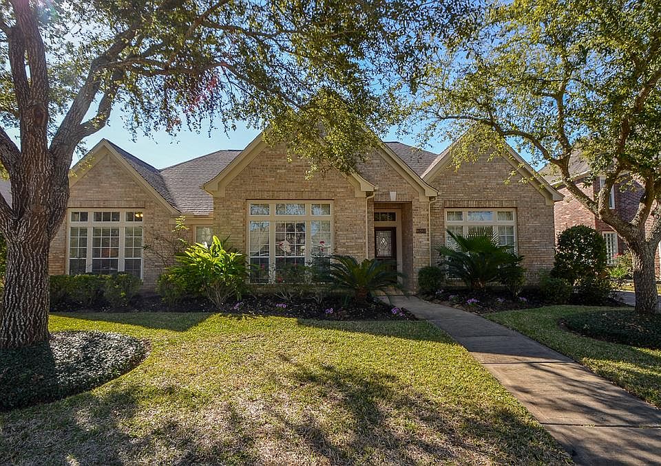 1st image of 4207 Waterside Ct