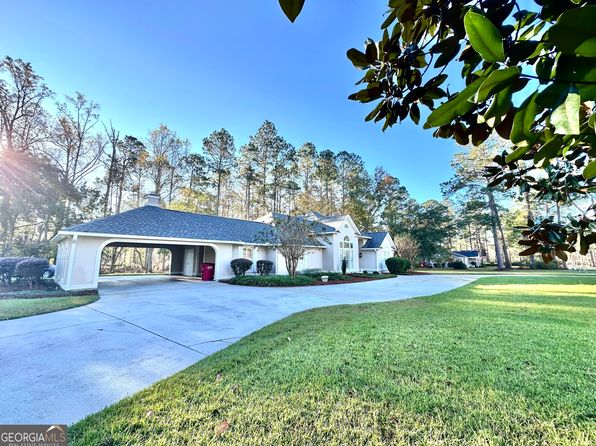 27 Williams St, Mc Rae, GA 31055
