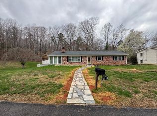 3034 Mary Ln, Danville, VA 24540