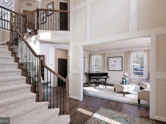 2nd image of 718 Montravel Ct