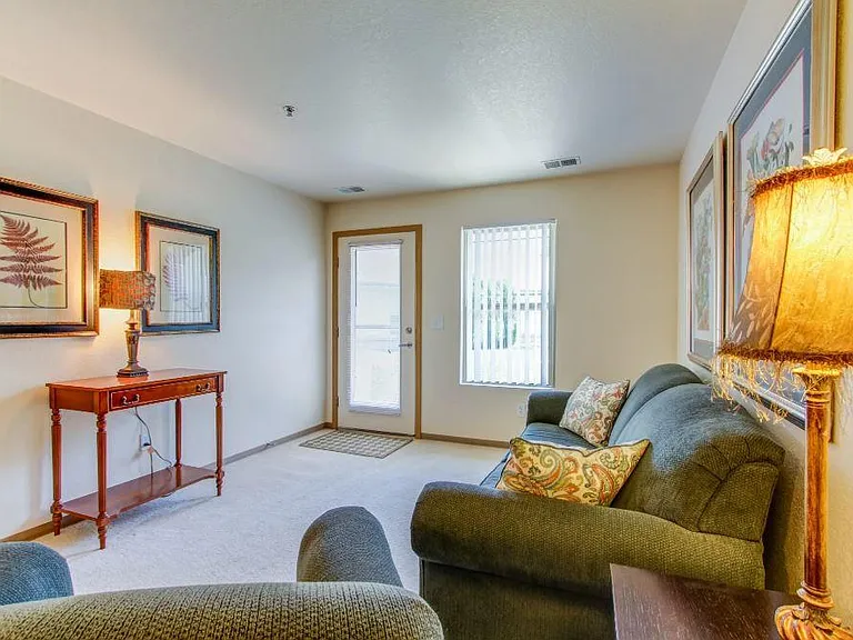 8160 Sunset Ln — Photo 7