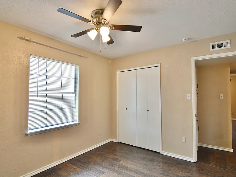 4133 Silverberry Ave — Photo 25