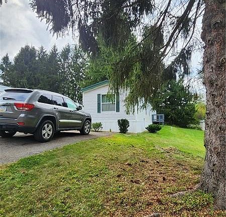 5th image of 209 Baxter Ln