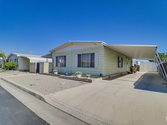 3rd image of 400 E Roberts Ln Space 127