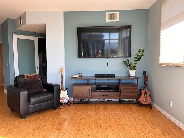 602 W Fir St W #305 — Photo 7