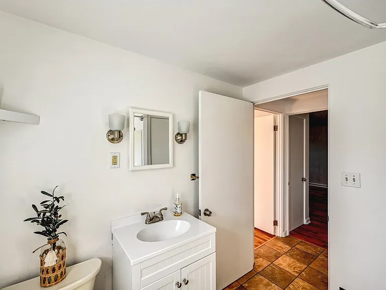 819 Fairview Ave — Photo 11